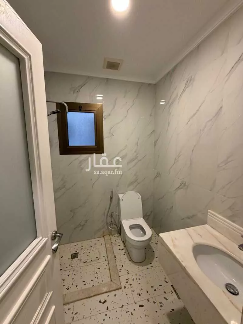 4 bedroom villa in Ar Rakah Al Janubiyah, Eastern Province 16