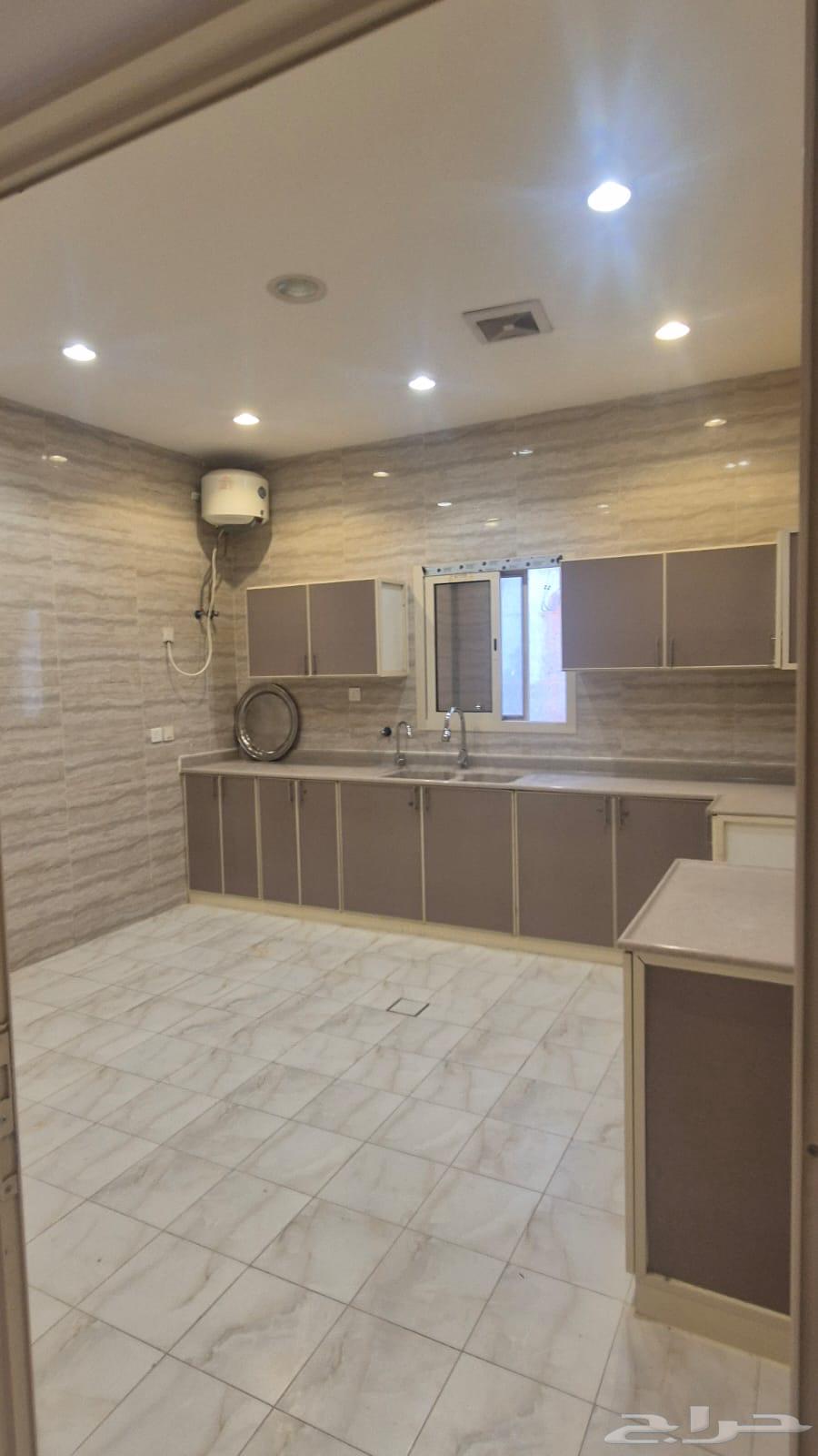 2 bedroom apartment in Al Lulu, Eastern Province 17