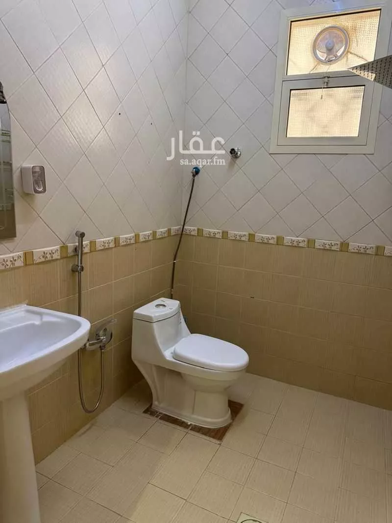 3 bedroom apartment in Dhahrat Laban, Riyadh 9