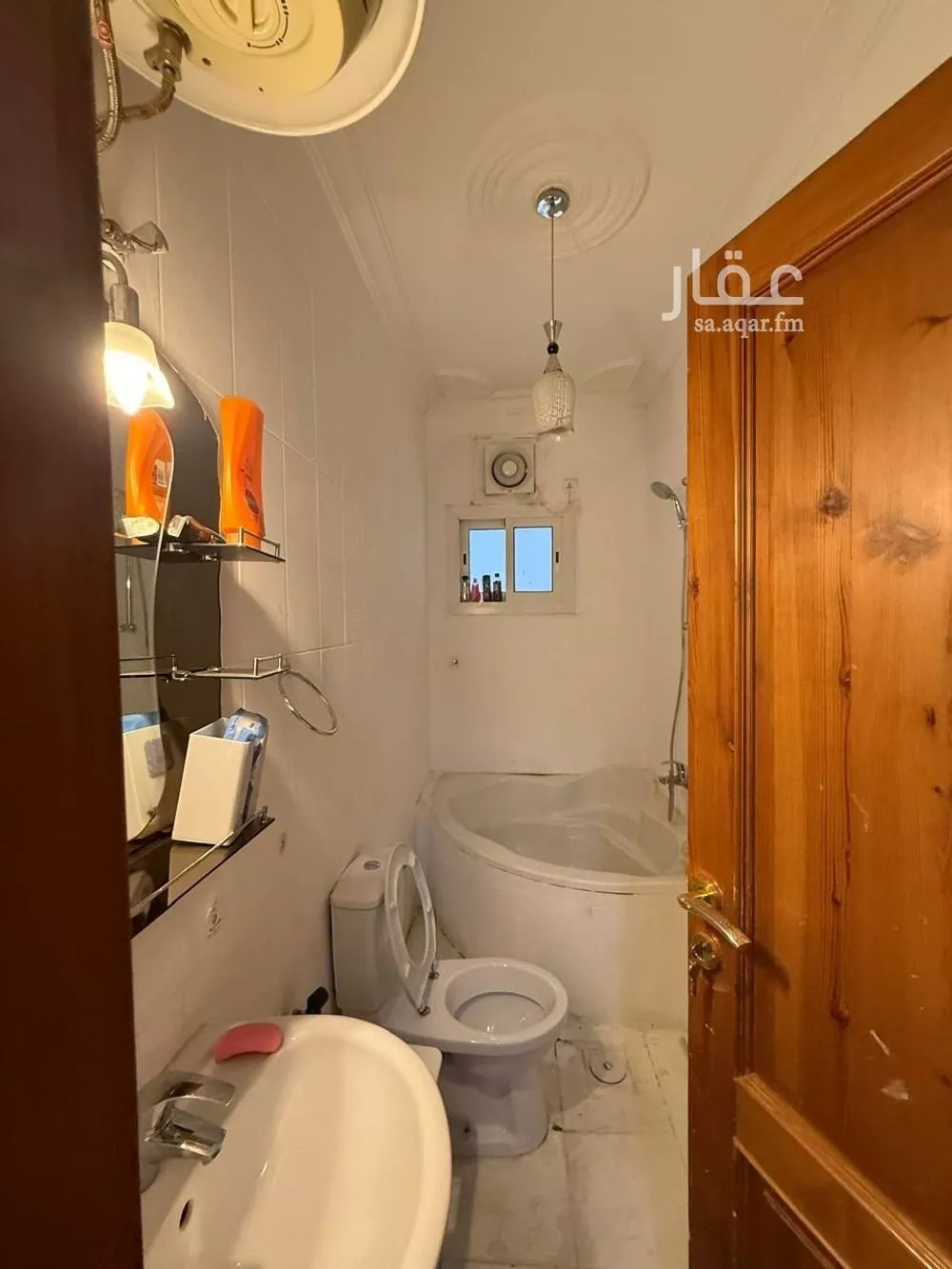 5 bedroom apartment in Al Rawabi, Madinah 6