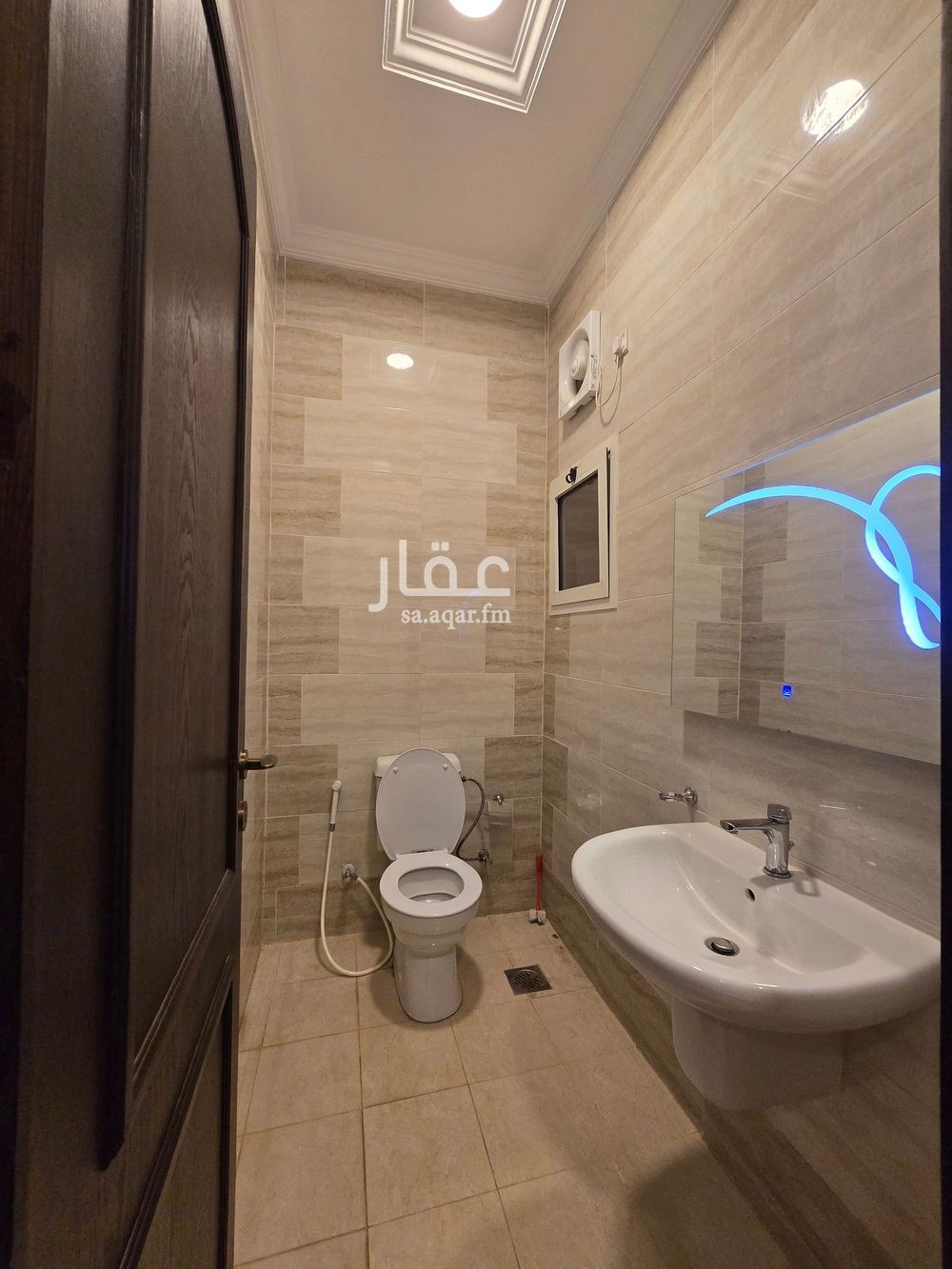 فيلا 4 غرف في الزمرد، جدة 15