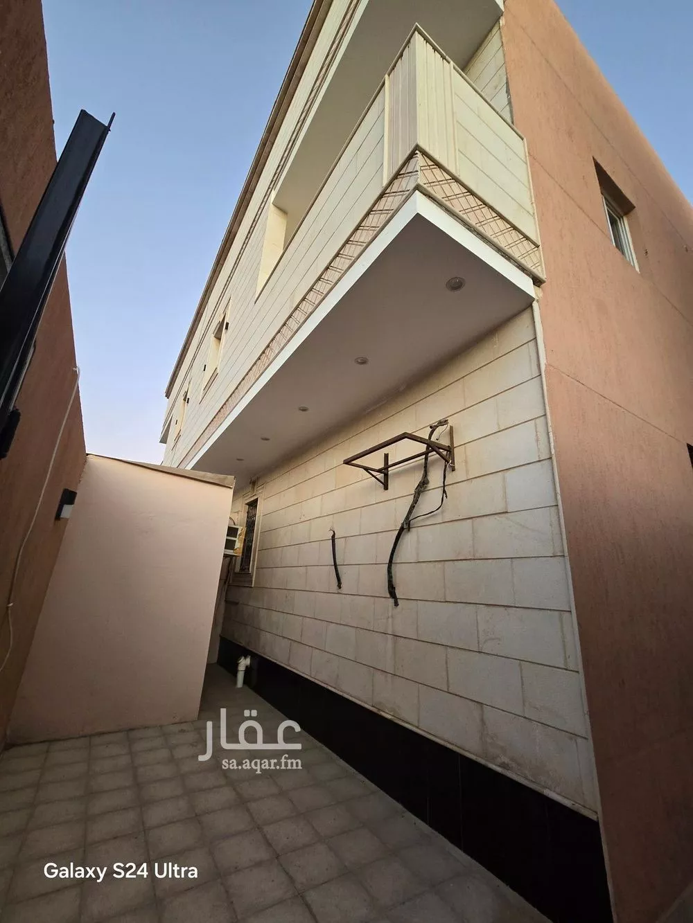 10 bedroom villa in Al Yaqout 4