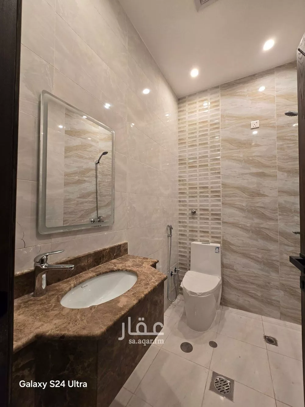 10 bedroom villa in Al Yaqout 10