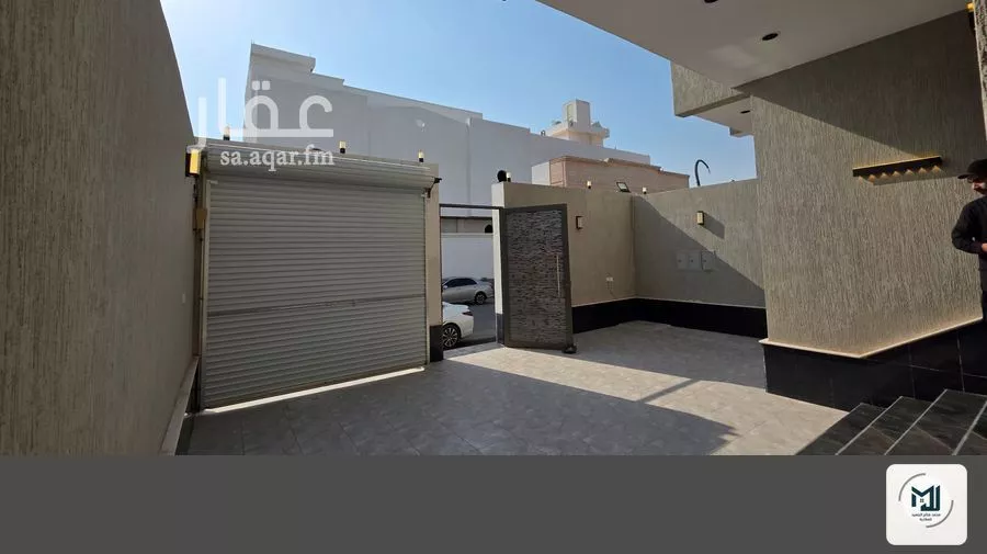 6 bedroom villa in Al Sawari 21