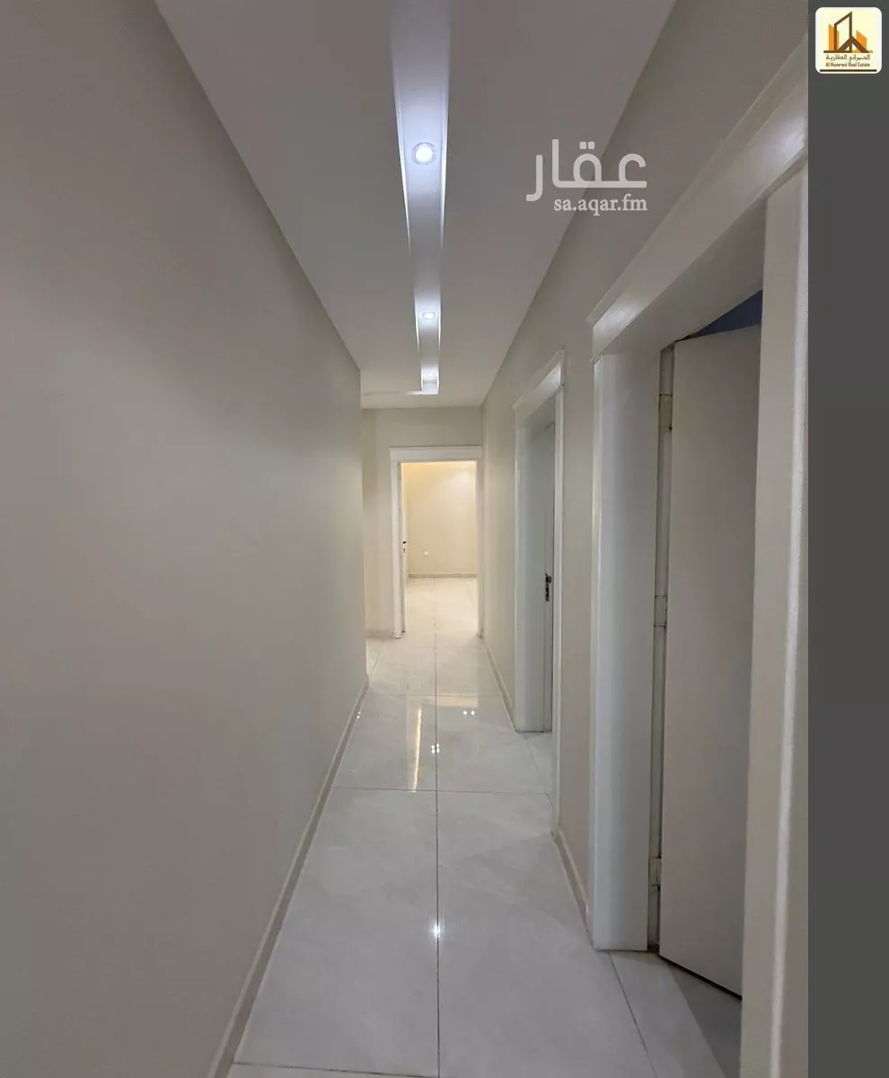 فيلا 7 غرف في الريان 10