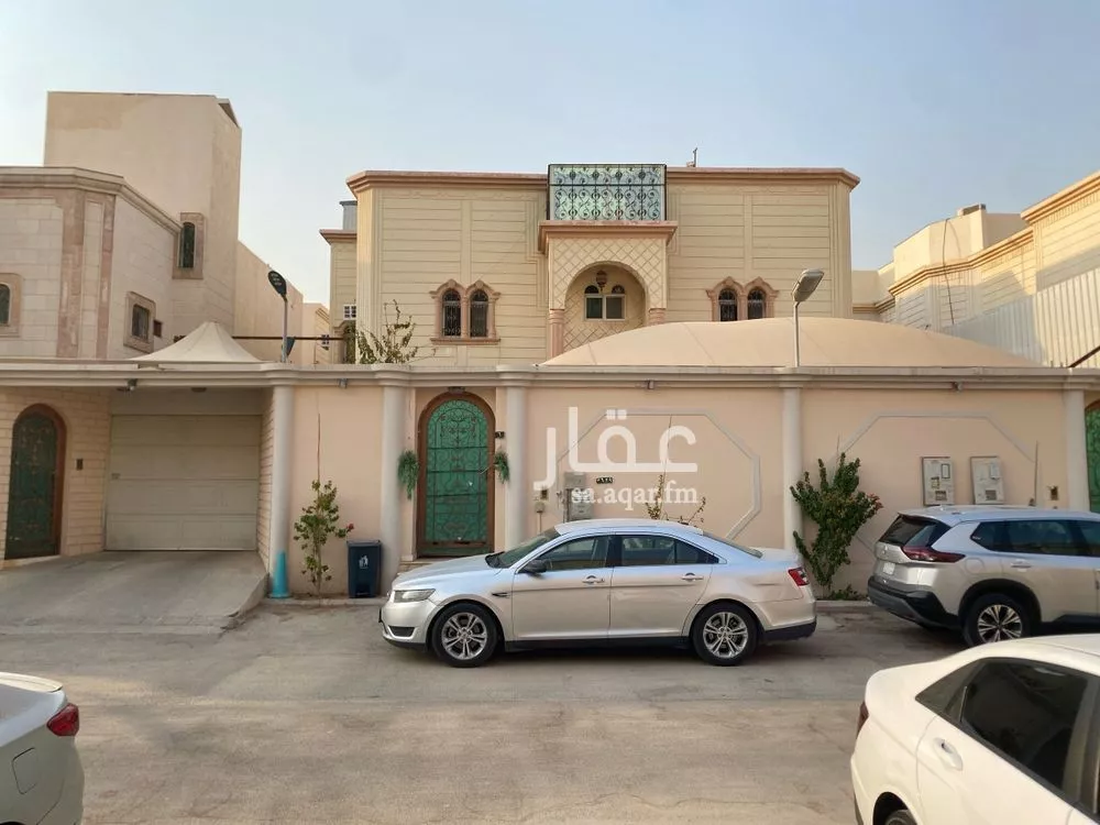 5 bedroom villa in Ishbiliyah, Riyadh