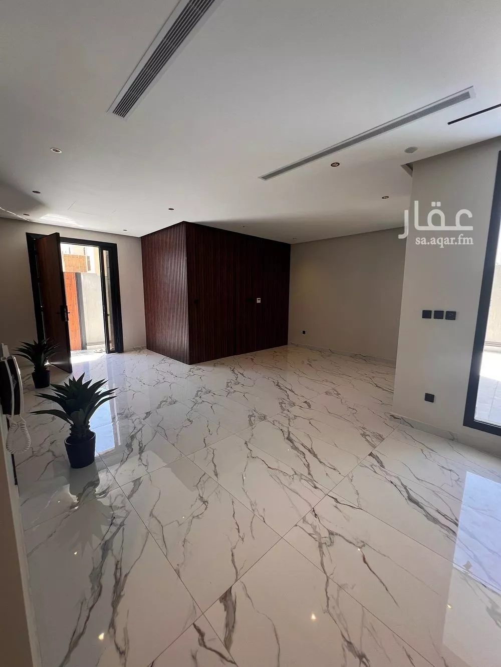 6 bedroom villa in Al Shiraa 2