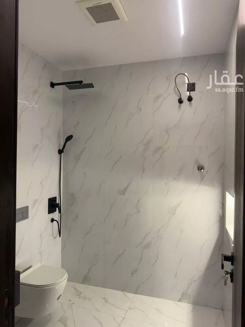 5 bedroom villa in Jeddah 11