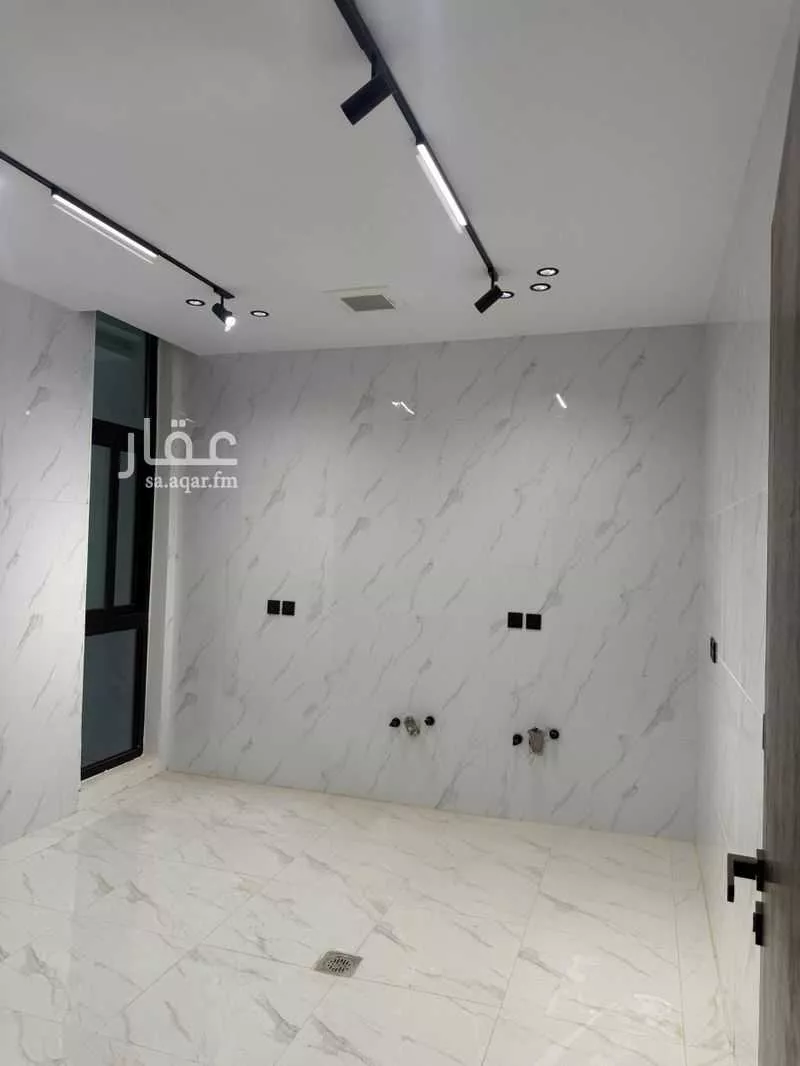 5 bedroom villa in Jeddah 10