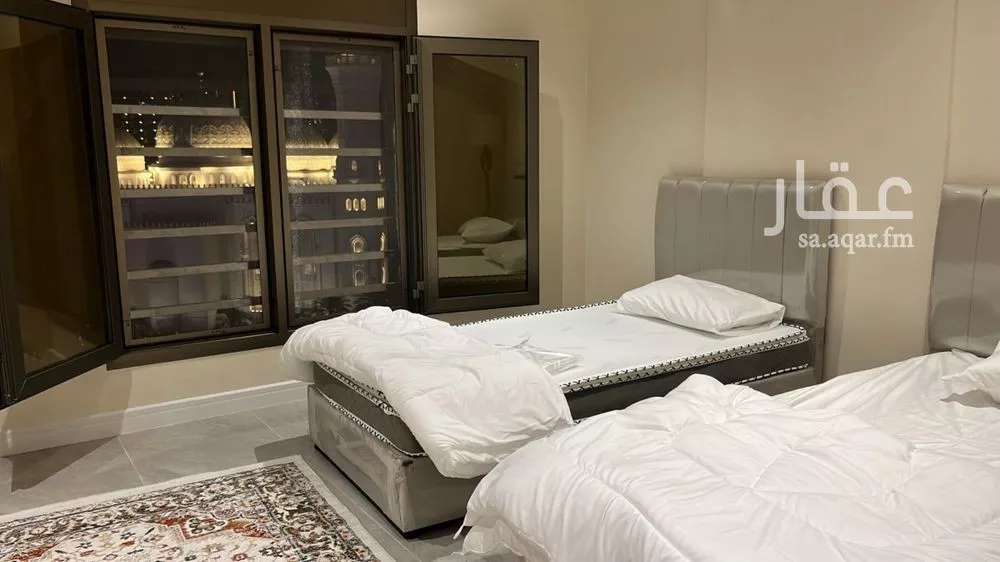 2 bedroom apartment in Al Aziziyah 3