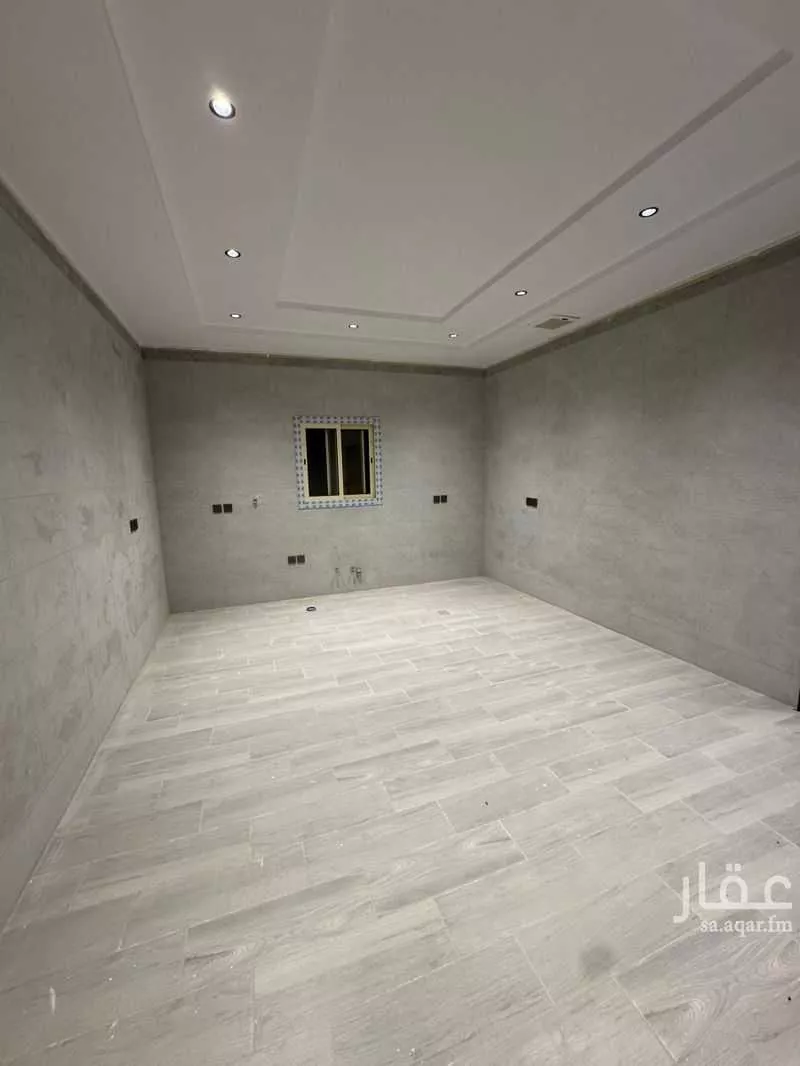 6 bedroom apartment in Al Taneem 4