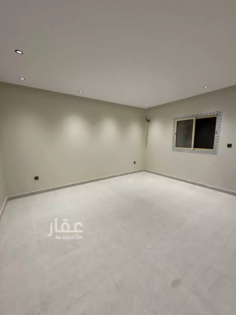 6 bedroom apartment in Al Taneem 5