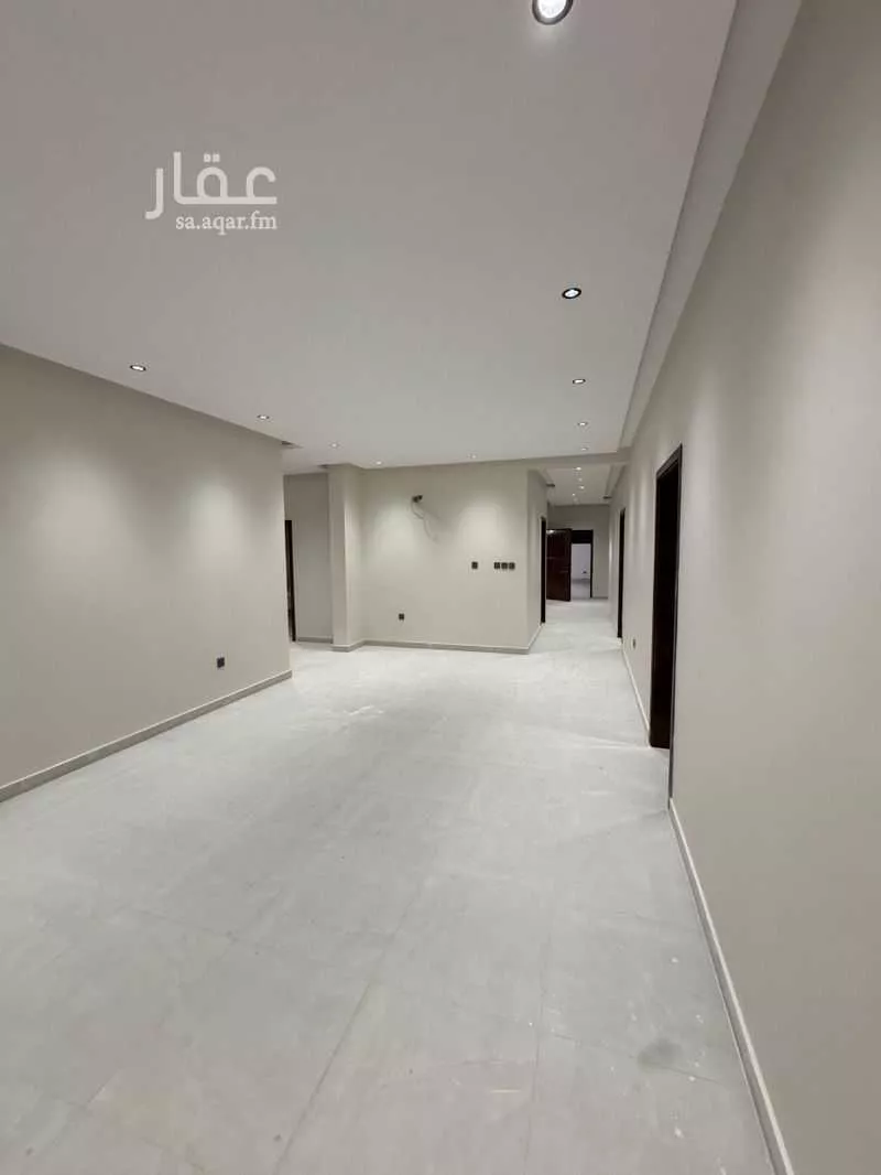 6 bedroom apartment in Al Taneem 6
