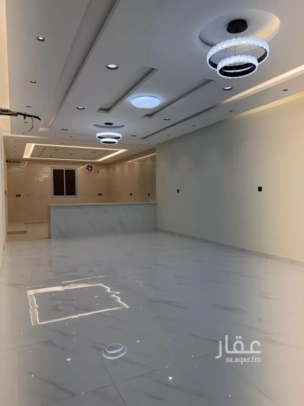 5 bedroom apartment in Al Awali 4