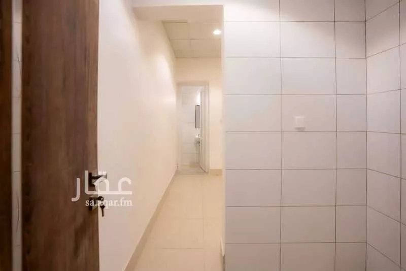 3 bedroom apartment in Al Rusaifah 4