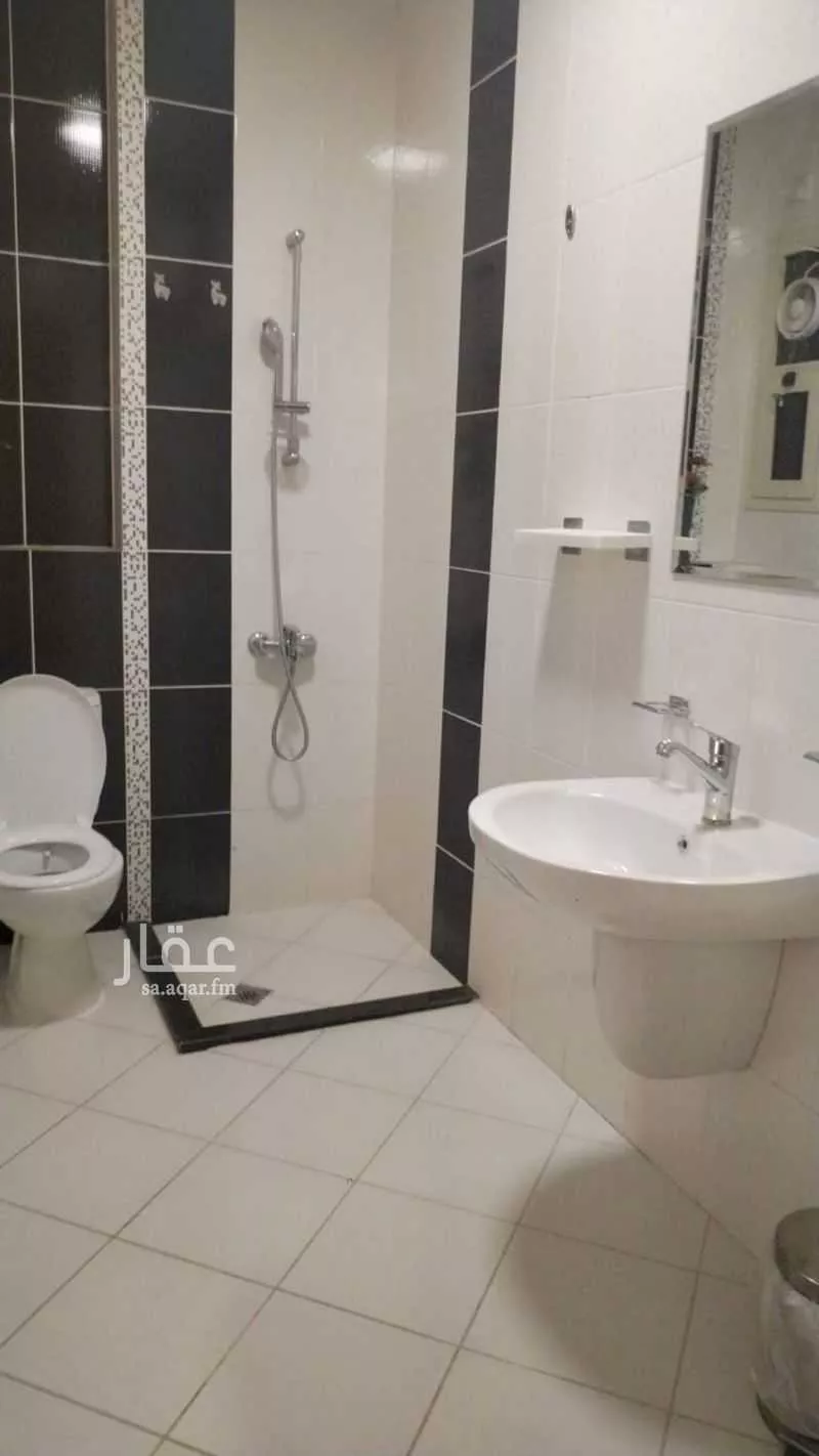 2 bedroom apartment in Qurtubah 9