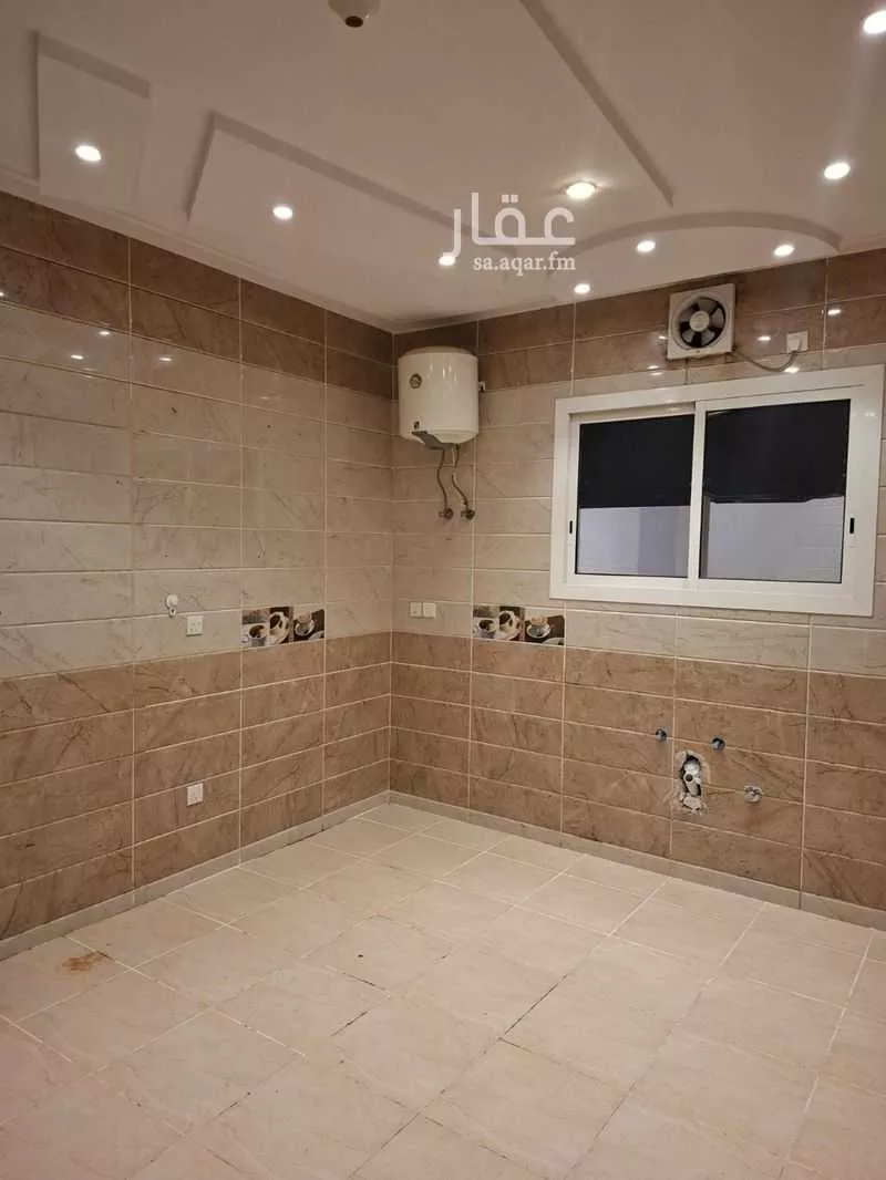 6 bedroom villa in Al Yaqout 10