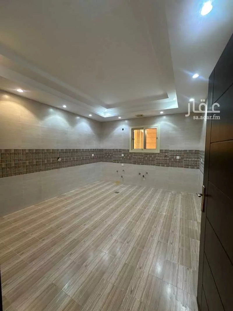 5 bedroom apartment in King Fahd 9