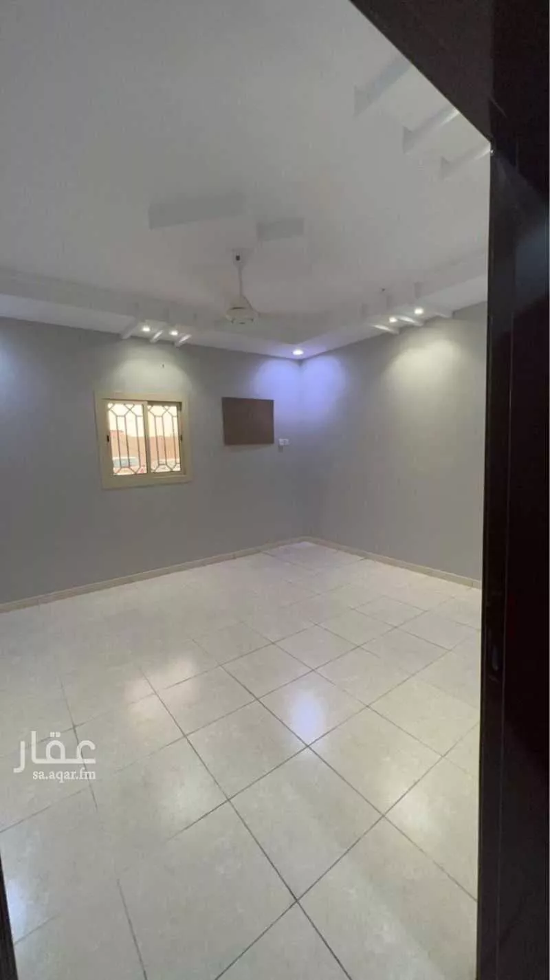4 bedroom apartment in King Fahd 4
