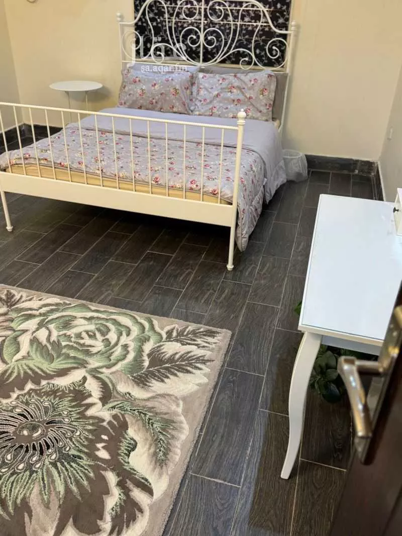 3 bedroom apartment in King Fahd 8