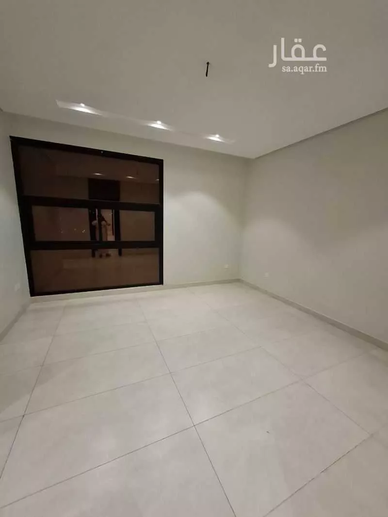5 bedroom villa in Al Yaqout 11