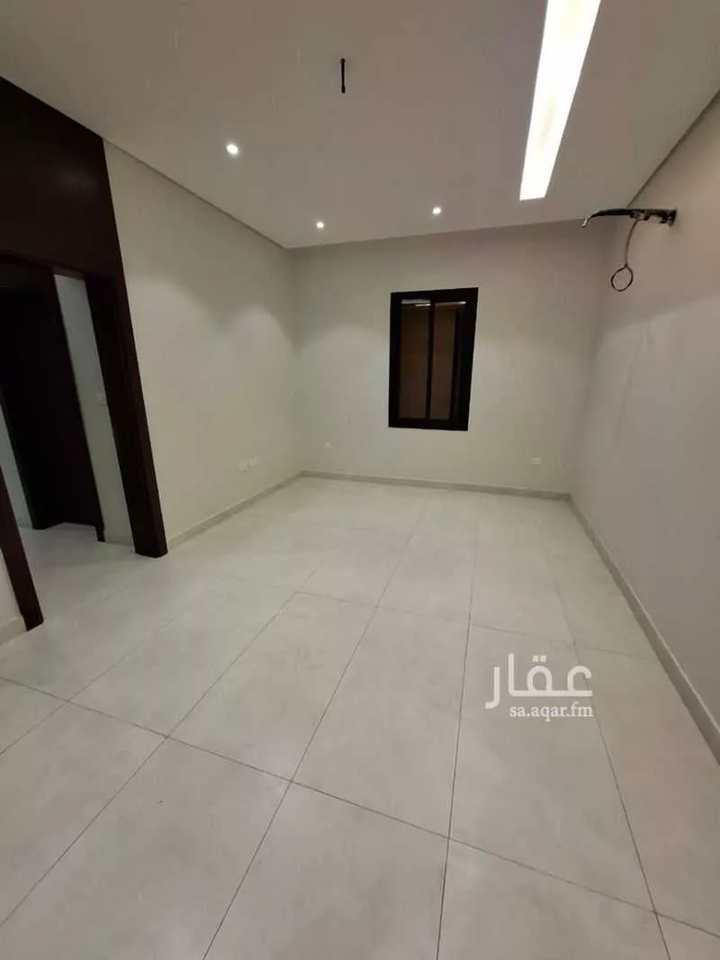 5 bedroom villa in Al Yaqout 12