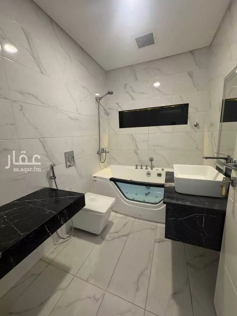 3 bedroom apartment in Al Shati, Jazan 3