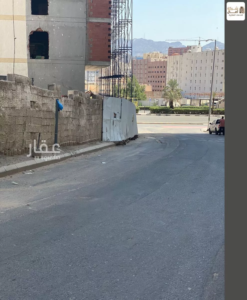552 sqm land in Al Jamiah 5