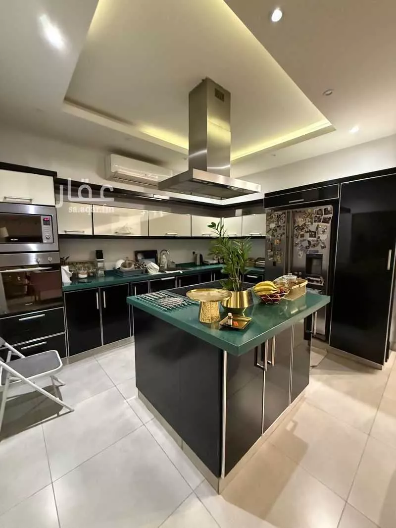 5 bedroom villa in Az Zomorod 11