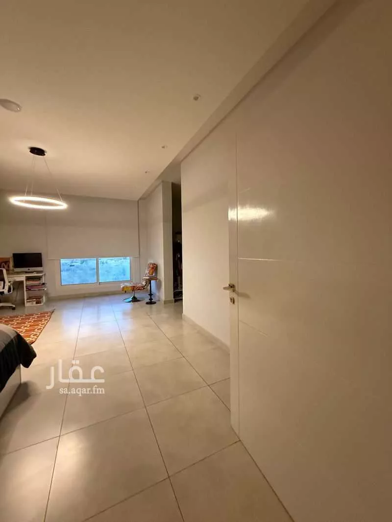 5 bedroom villa in Az Zomorod 19