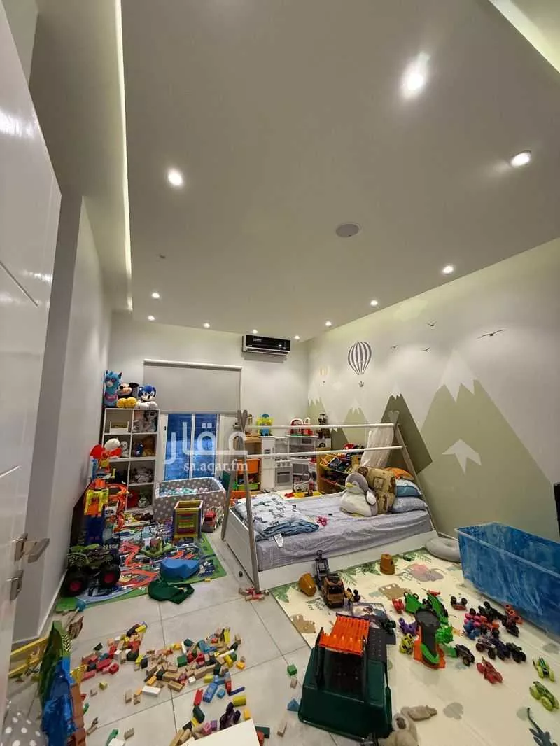 5 bedroom villa in Az Zomorod 23