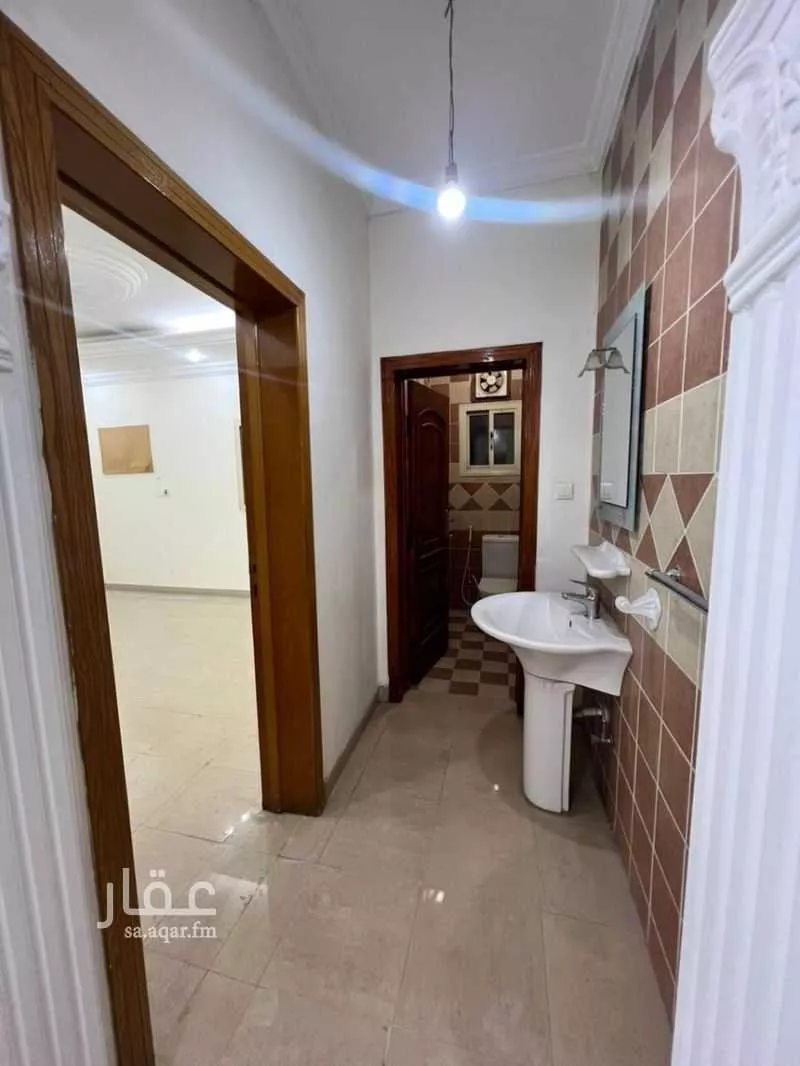 فيلا 8 غرف في الصفا 5