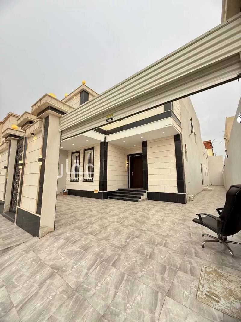 5 bedroom villa in Al Furusiyah 3