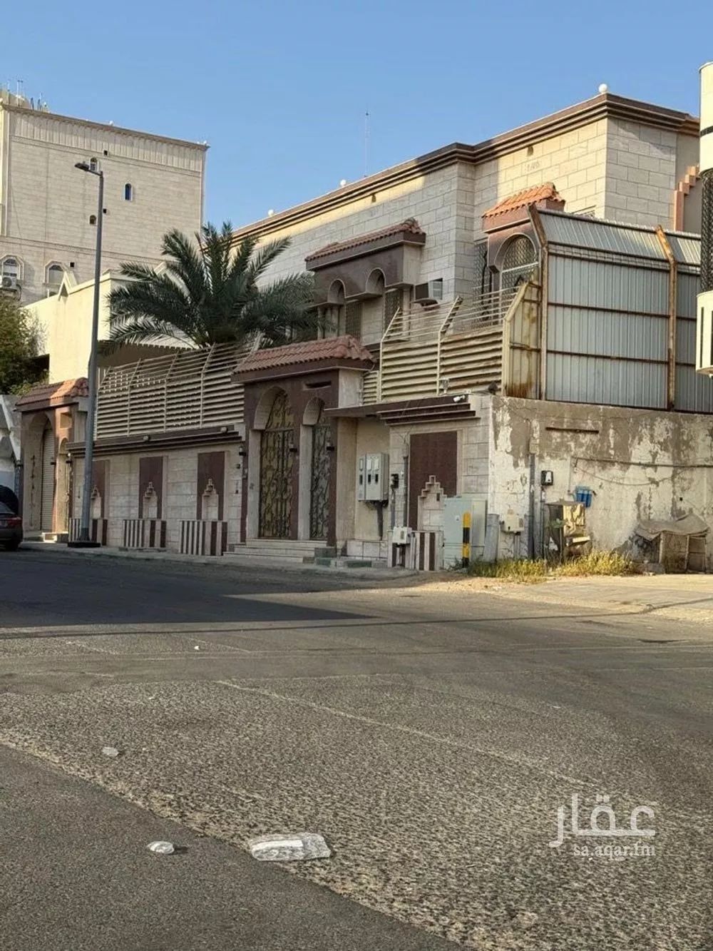 فيلا 8 غرف في المروة 3