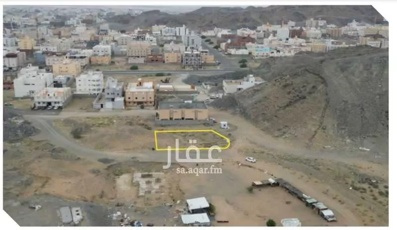 أرض 580 م² في الملك فهد 8