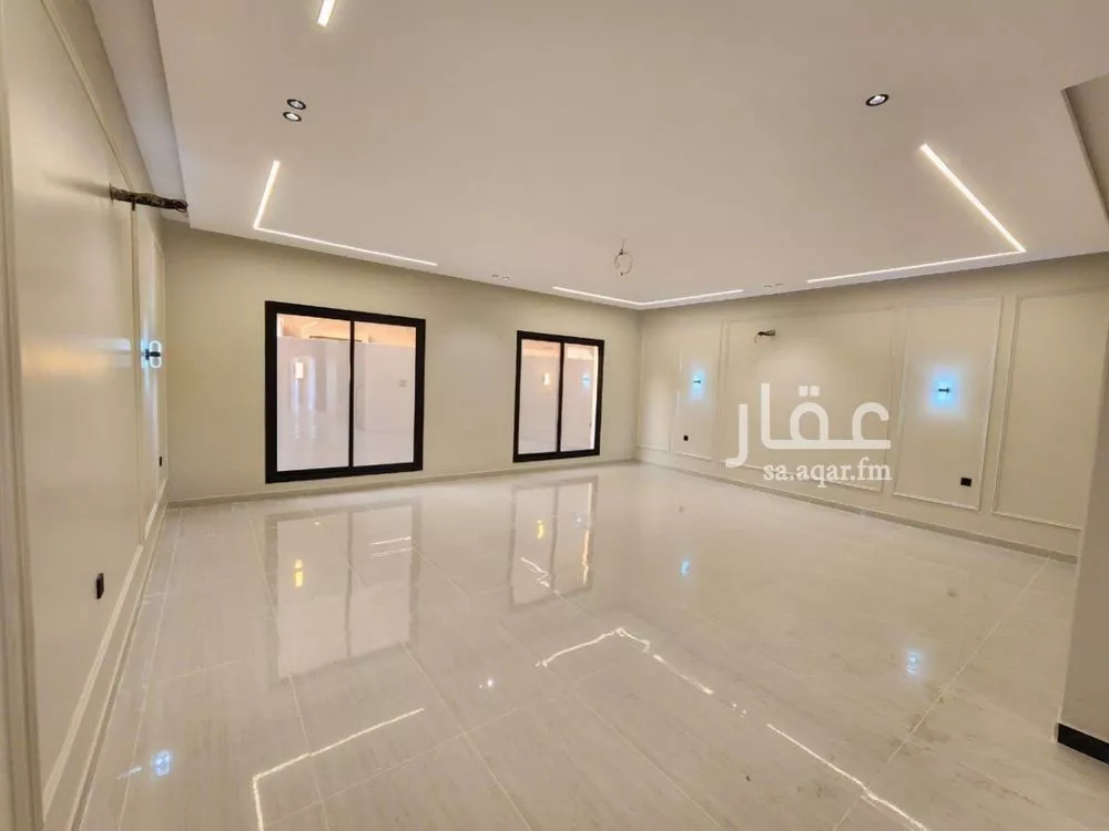 8 bedroom villa in Jeddah 6