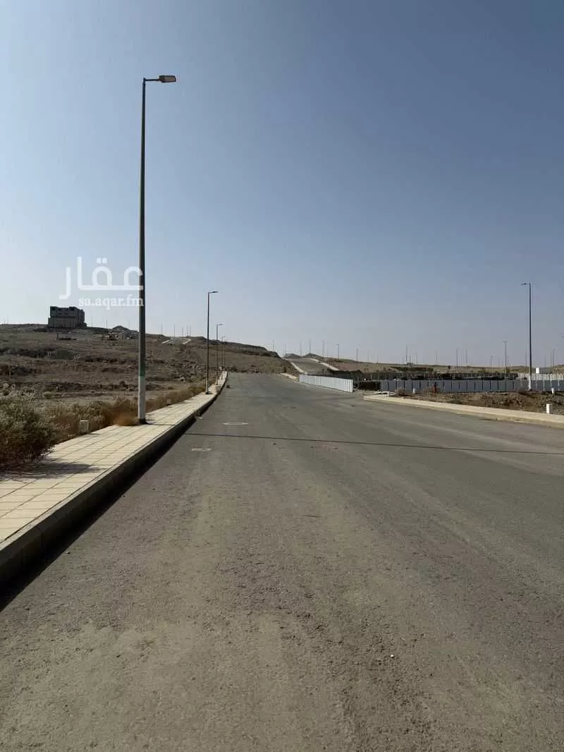 251 sqm land in Al Shawqiyyah 2