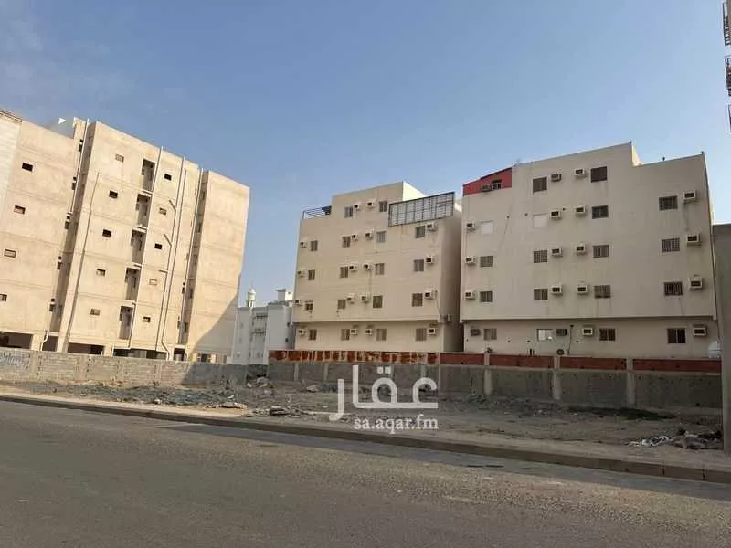 630 sqm land in Al Usaylah 4