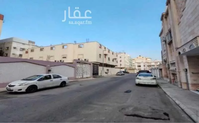 900 sqm land in Al Rusaifah 3