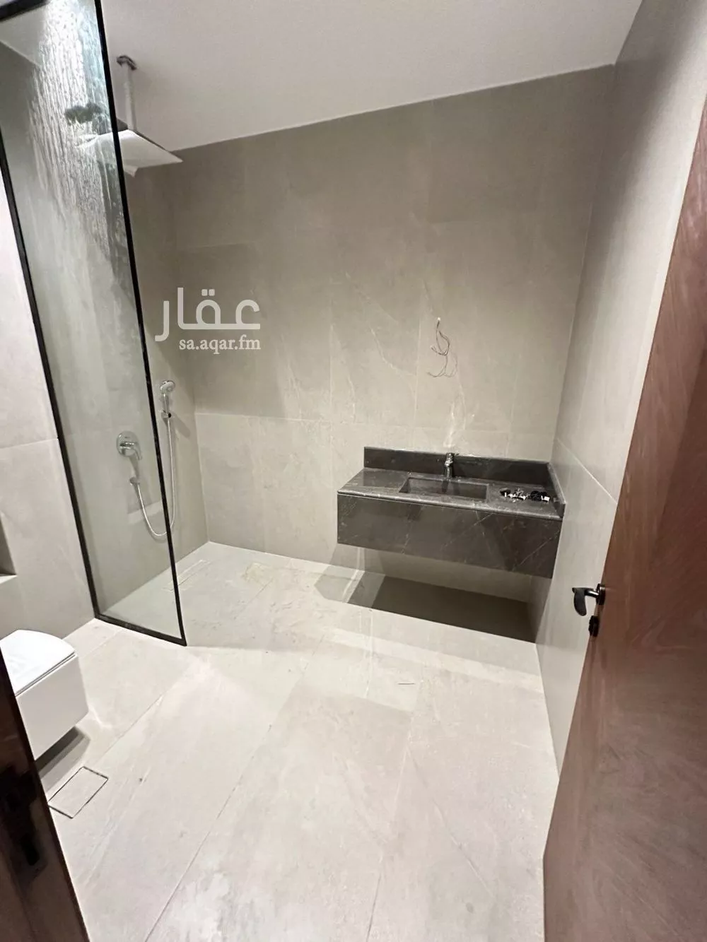 فيلا 6 غرف في الشراع 7