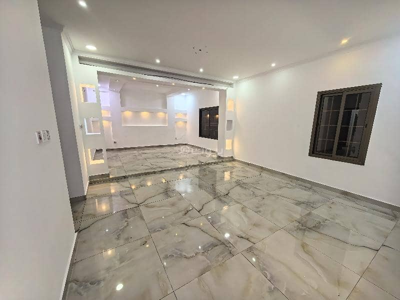5 bedroom villa in Ash Shulah, Eastern Province 7
