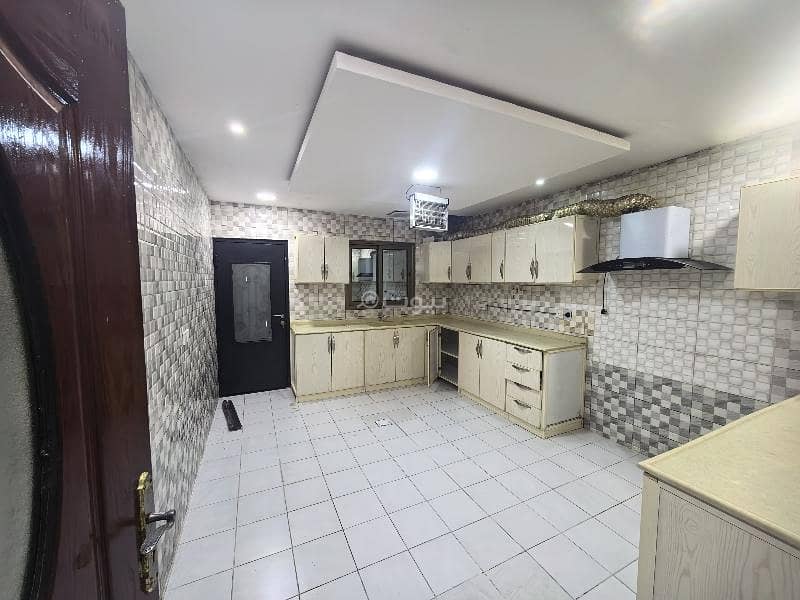 5 bedroom villa in Ash Shulah, Eastern Province 13