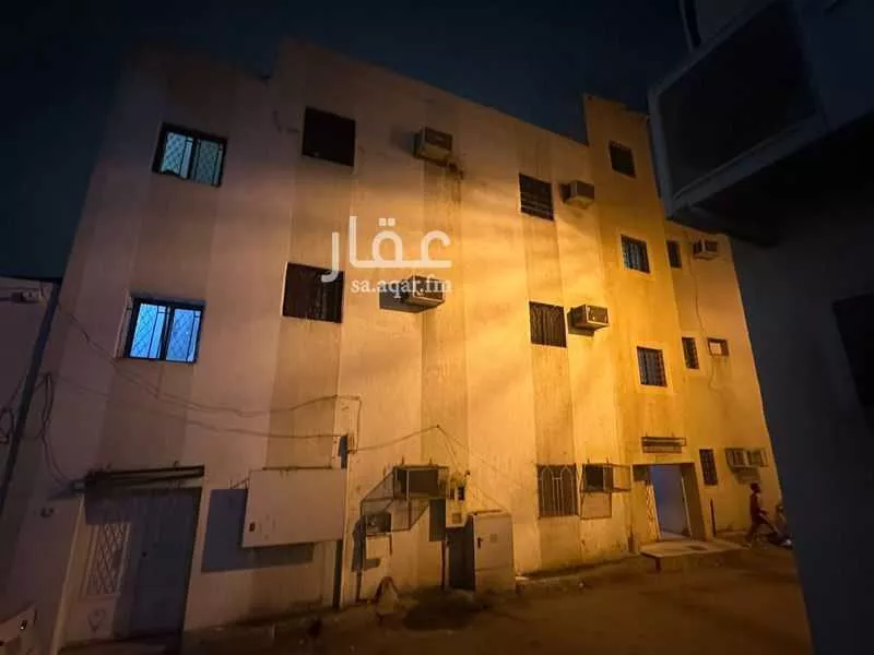 272 sqm land in Al Khansa 3