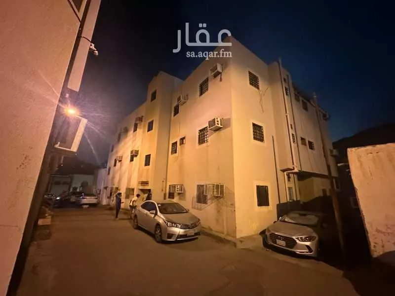 272 sqm land in Al Khansa 4
