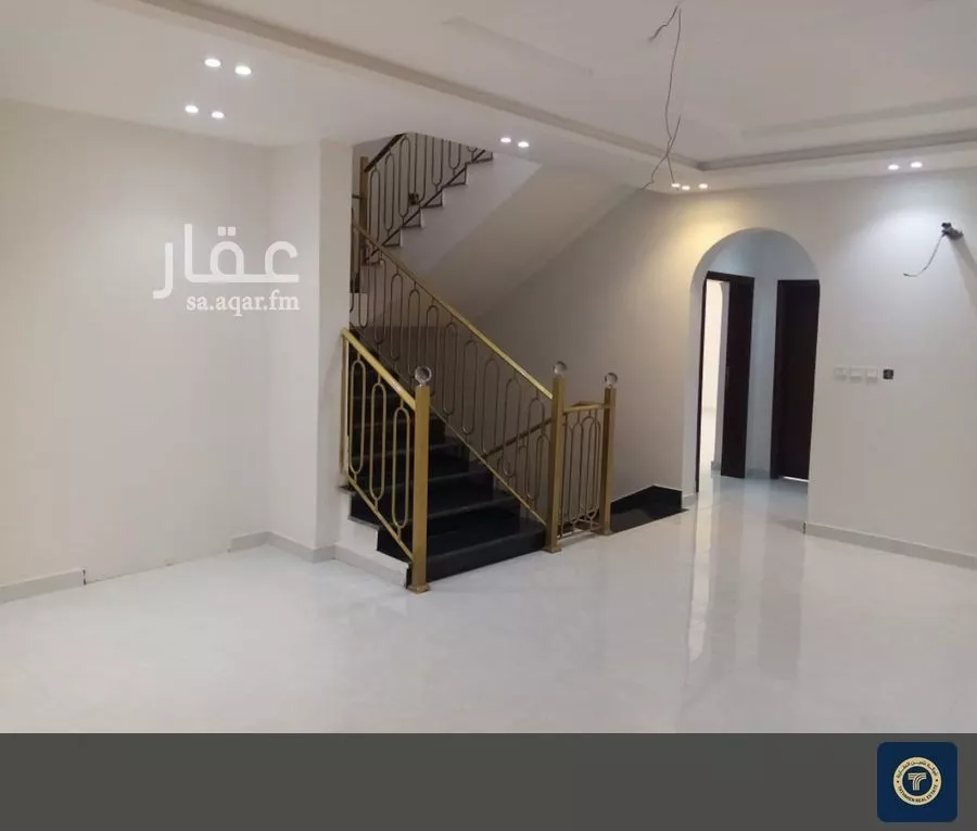 8 bedroom villa in Jeddah 2