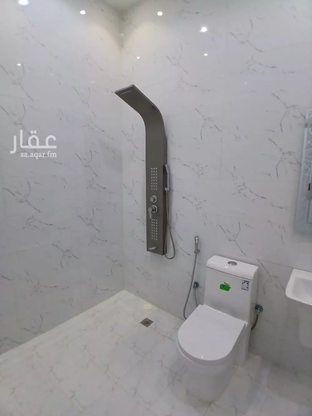 فيلا 9 غرف في الصوارى 7