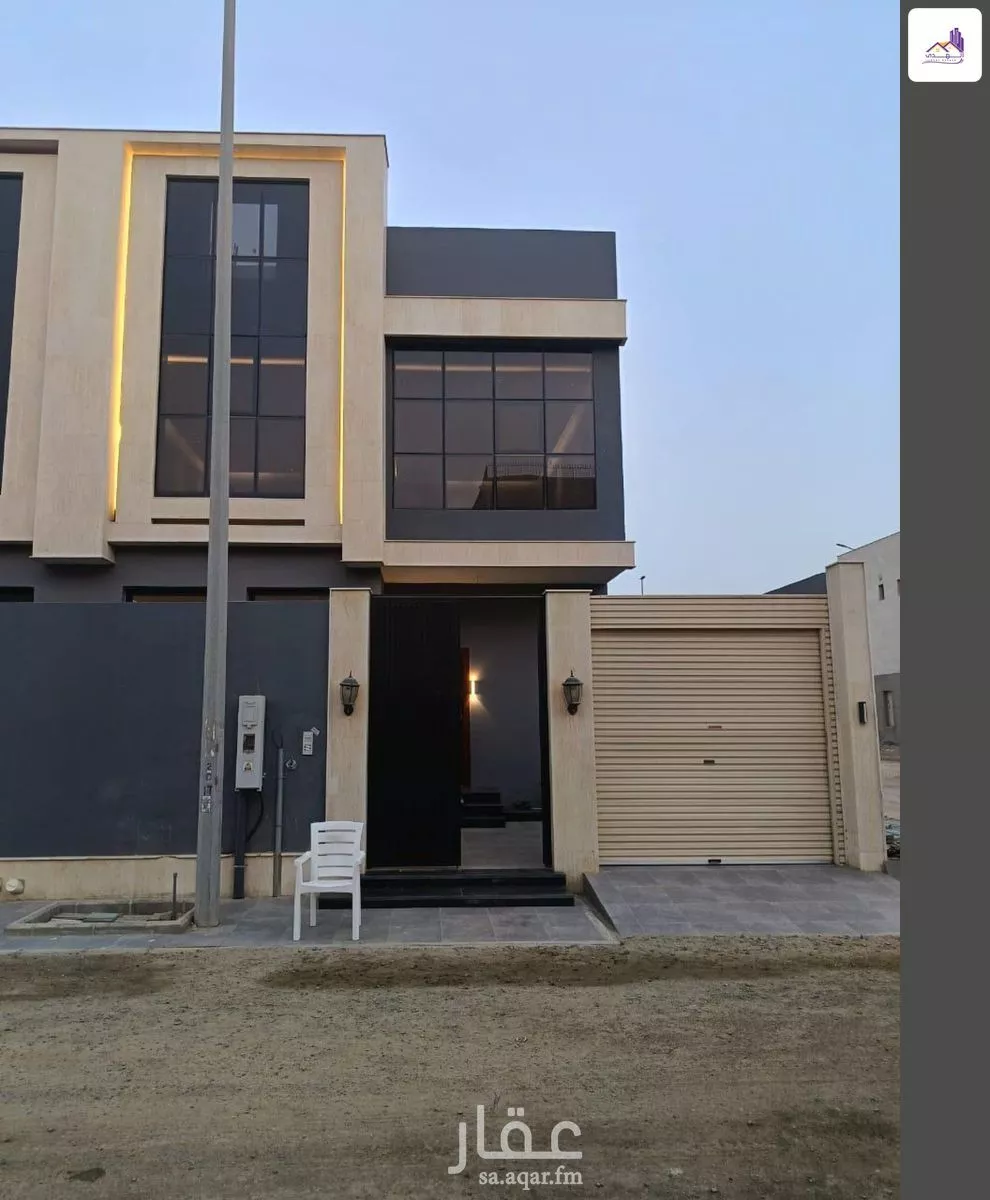 9 bedroom villa in Al Yaqout 2