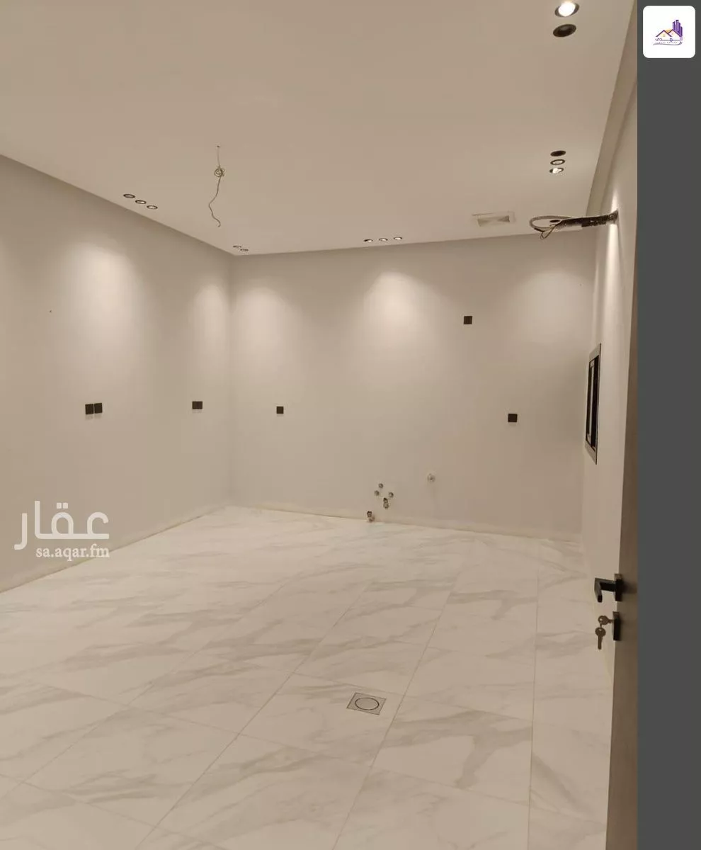 9 bedroom villa in Al Yaqout 9