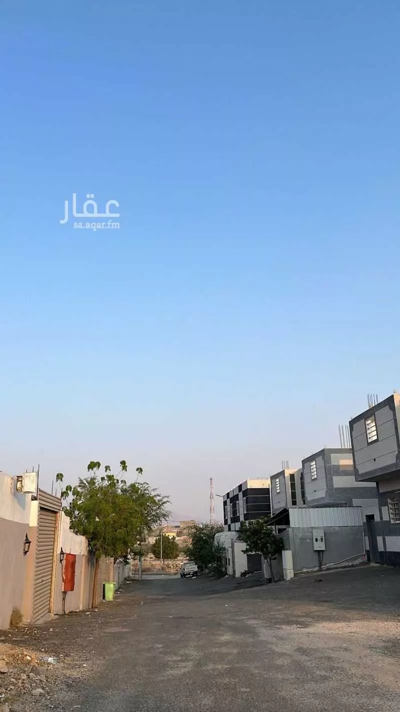 أرض 1997 م² في الشرائع 2
