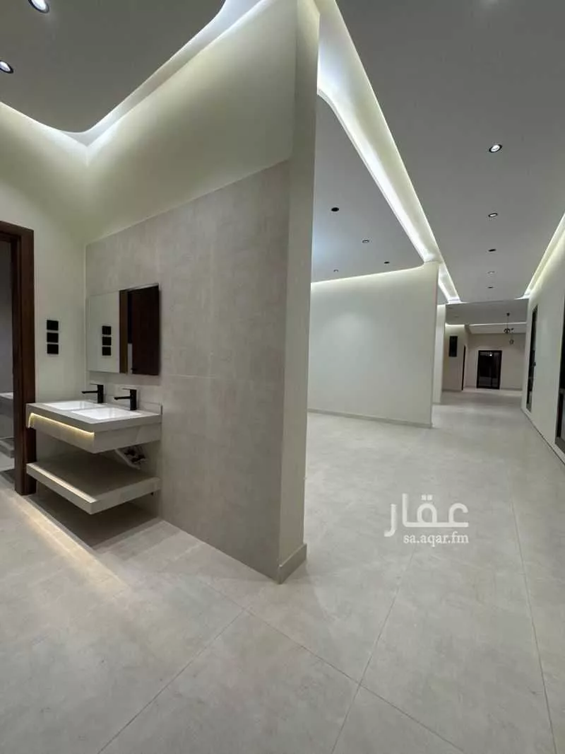 6 bedroom villa in King Fahd 3